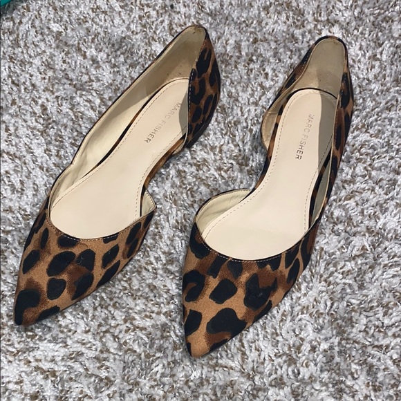 Leopard Print Women's Flats - Picture 1 of 8